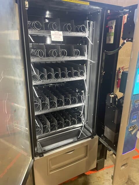 CRANE Merchant 4 Media Combination, Model 471 - vending machine inside view